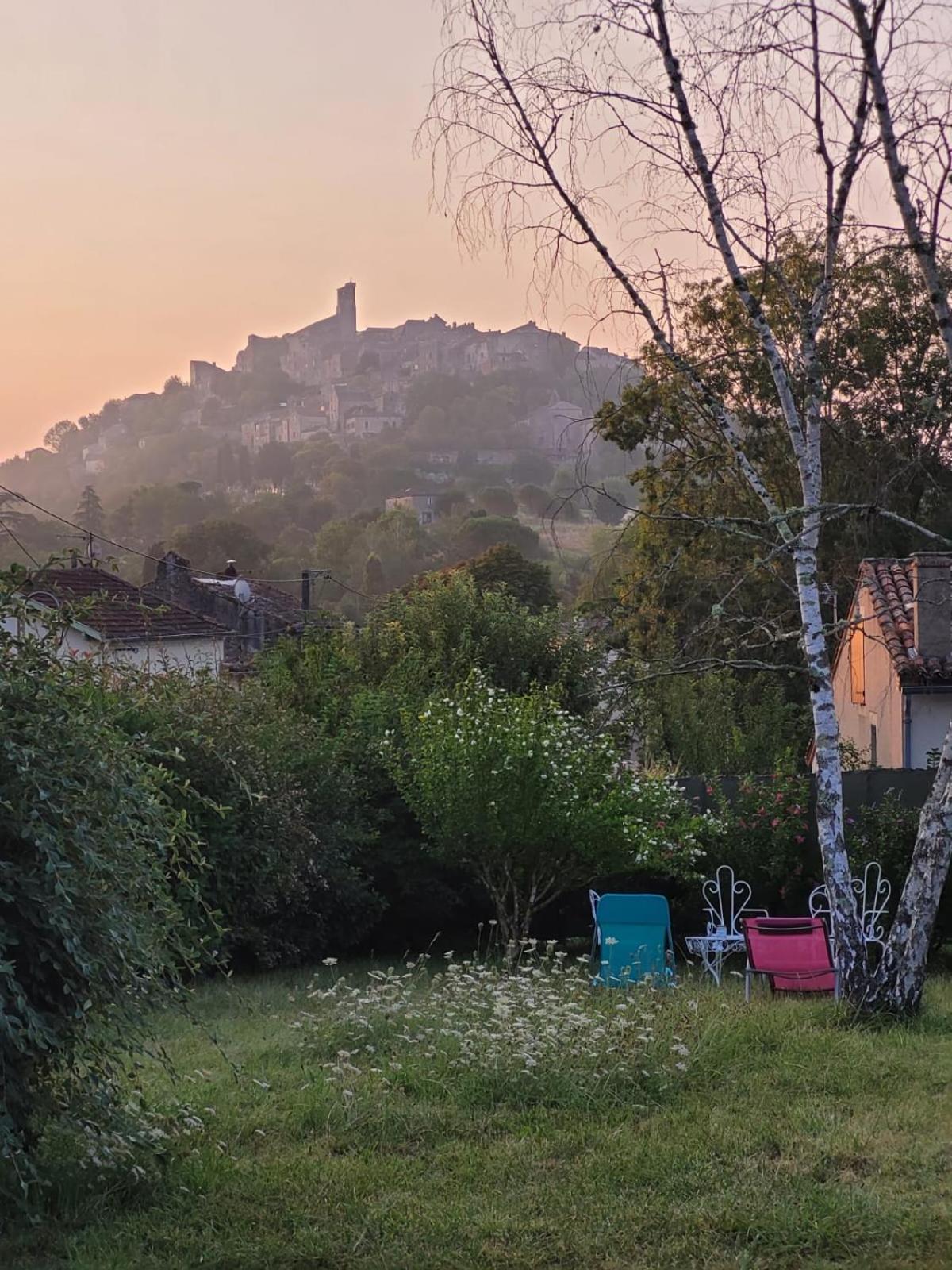 La Jolie Vue Et La Maison De La Tour- Cordes-Sur-Ciel Les Cabannes  Exterior foto