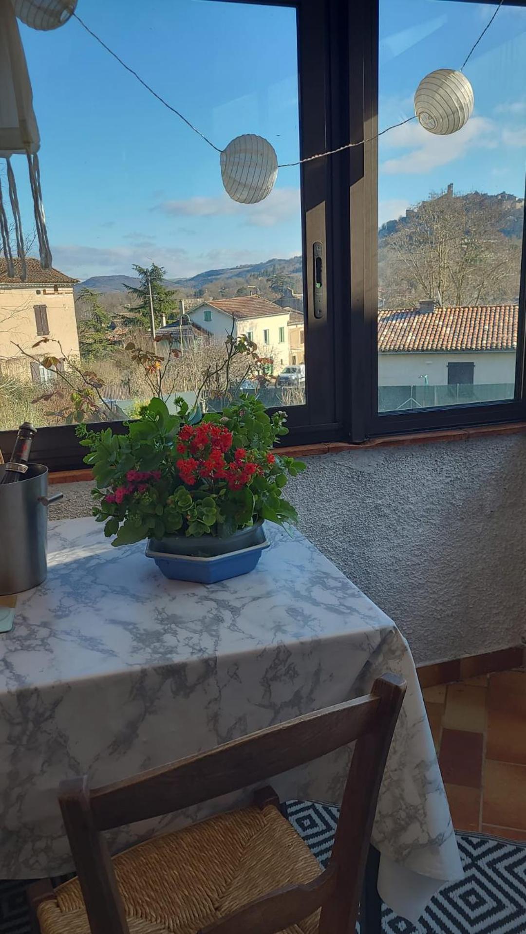La Jolie Vue Et La Maison De La Tour- Cordes-Sur-Ciel Les Cabannes  Exterior foto